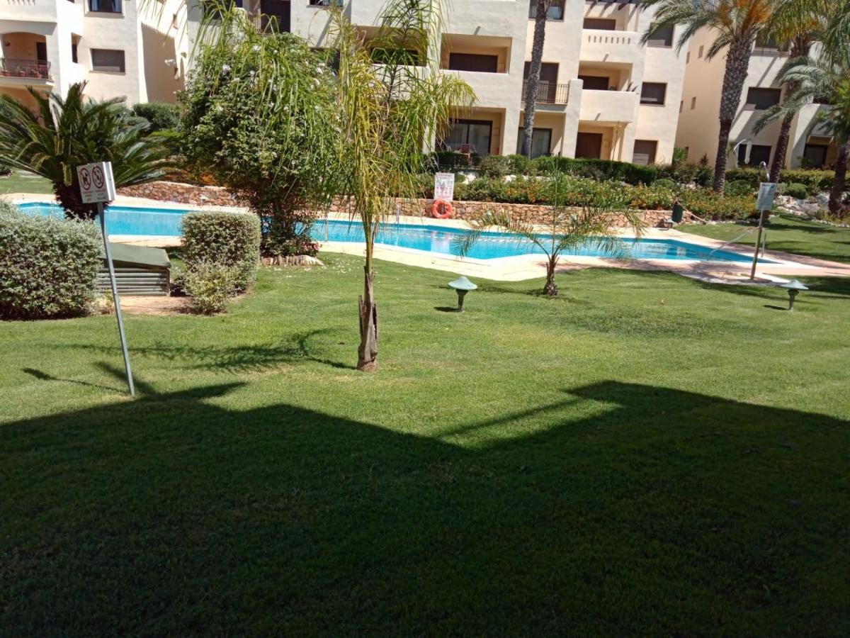 Bevs Ground Floor Roda Golf Apartment! ซานคาเวียร์ ภายนอก รูปภาพ